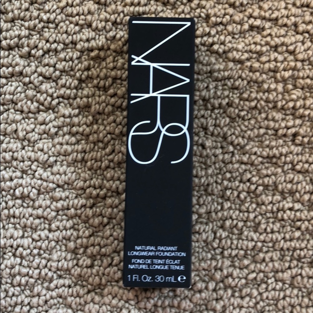 FINAL OFFER Nars natural radiant foundation